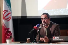 ایزدخواه: کسی که نماینده می‌شود یعنی اراده کرده کتک بخورد! / باید بودجه دلاری و ریالی را جدا کنیم +فیلم