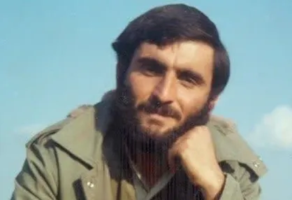 معلم شهیدی که درس شهادت را در کلاس شهامت تدریس کرد / سرگذشت خواندنی شهید دولتخواه