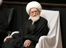 آیت‌الله نوری همدانی: عالم زمان‌شناس نمی‌تواند در برابر هجمه‌های دشمن بی‌تفاوت باشد
