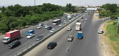 نصب تابلوهای تبلیغاتی در حریم راه‌ها بدون مجوز تخلف است