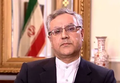 سفیر ایران: ادامه ناوبری در تنگه هرمز با رعایت تدابیر ایران جاری است