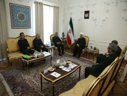 روحانی: دولت از خدمات سپاه حمایت کامل می کند/ سرلشکر جعفری: برای همکاری همه&zwnj;جانبه با دولت آماده ایم