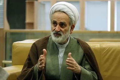 سالک: آزادسازی سهام عدالت؛ اقدام خوبی که باید مدیریت شود / یکی از مجراهای تحقق اصل ۴۴، بورس است