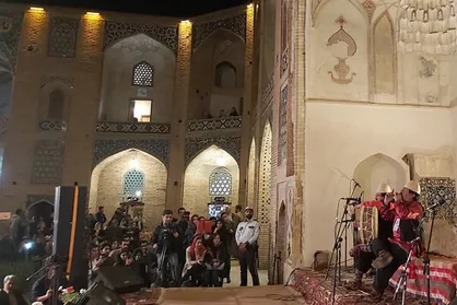 &laquo;گنجعلی&zwnj;خان&raquo; کرمان تجلی&zwnj;گاه وحدت اقوام شد/ هدف؛ گردشگری موسیقی