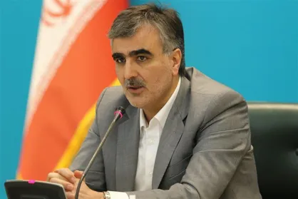 فرزین: مرجعیت نرخ ارز را به&zwnj;دست می&zwnj;گیریم