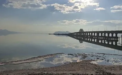تکذیب برداشت عناصر ارزشمند از بستر خشک دریاچه ارومیه
