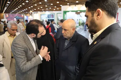 حضور معاون استاندار و عضو کمیسیون عمران مجلس در غرفه فاوا