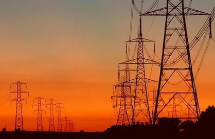 صنعت برق کشور 30/000/000/000/000تومان بدهکار است/ طرح اصلاح تعرفه برق در دوره چیت&zwnj;چیان عقیم ماند