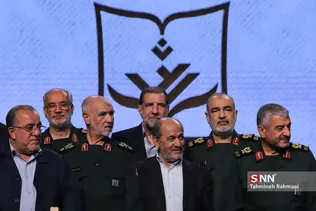 مراسم رونمایی از آثار اسنادی و پژوهشی دفاع مقدس
