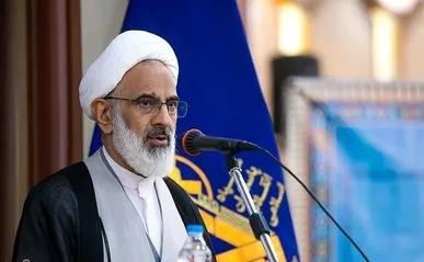 نماینده ولی فقیه در سپاه : مردود خواندن تفاهمی که رهبر مجوز داده اند مصداق ولایت پذیری نیست