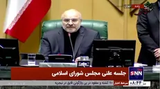 قالیباف: مجمع تشخیص مصوبه قیر را رد نکرد بلکه اصلاح کرد/ باید تاخیر ۳-۴ ماهه دولت در تخصیص قیر را پیگیری کنیم