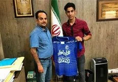 هافبک جوان استقلال به قشقایی شیراز پیوست+ عکس