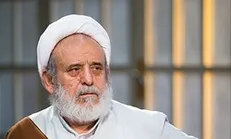بیدار باشیم که با آیات خدا چه می‌کنیم