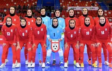 جشن دختران فوتسال ایران پس از صعود به نیمه‌نهایی جام ملت‌های آسیا