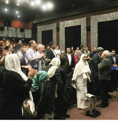 ظریف: تحریم شدن به جرم دفاع از مردم دلاور ایران برای من بزرگترین افتخار است
