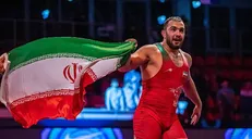کامبک زارع و جدال با قهرمان ترکیه‌ای +فیلم