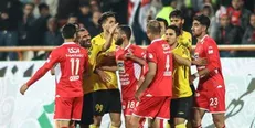 دیدار پرسپولیس و سپاهان یک کشته داد!