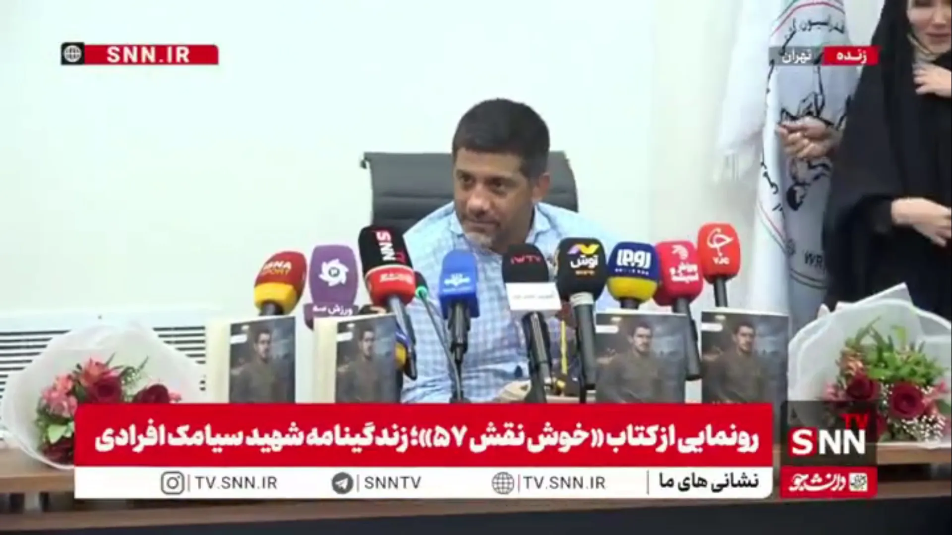 جشن تولد برای رئیس فدرسیون کشتی در مراسم رونمایی از کتاب/ علیرضا دبیر: من واقعا تولدی نیستم؛ رزمندگان‌مان را دعا می‌کنیم ان‌شاءالله در این جنگ پرچم ملت ایران بالا برود؛ الان این مهم است