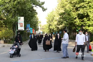 اقامه نماز عید فطر در مسجد دانشگاه تهران