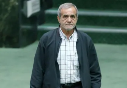 شعرخوانی پزشکیان در مجلس در واکنش به رد صلاحیتش توسط شورای نگهبان