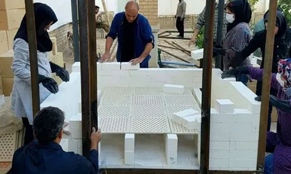 گروه مطالعات عالی هنر دانشگاه کاشان موفق به ساخت یک کوره مکش تحتانی شد