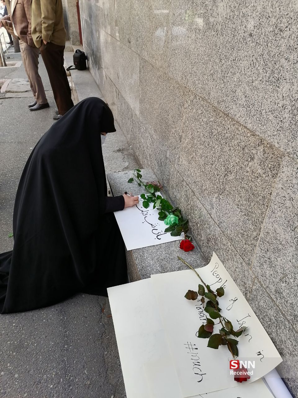 تجمع درمقابل سفارت پاکستان