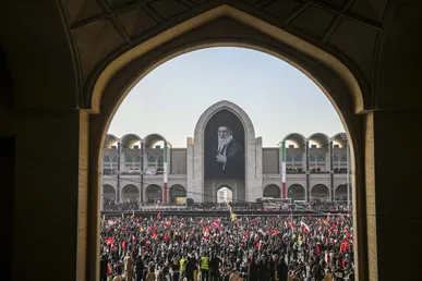 مصلی تهران، وداع با رهبر شهید انقلاب (۱)