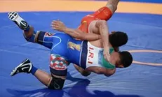 حیدری با پیروزی مقابل کشتی‌گیر میزبان راهی یک‌چهارم نهایی شد