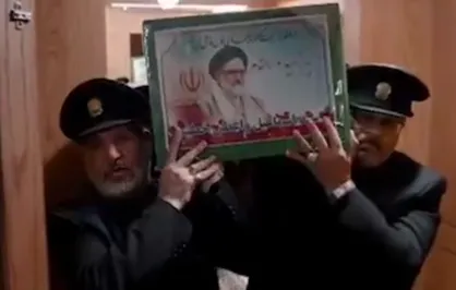حضور پیکر مطهر خادم الرضا علیه&zwnj;السلام حجت الاسلام شهید سید اسماعیل خطیب در حرم مطهر رضوی