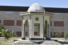 دانشجویان دانشگاه آزاد گرگان در مراسم شبی با شهدا شرکت می‌کنند