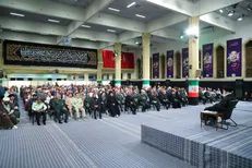 رهبر انقلاب: به هم ریختن خطوط توهمی بین مردم به برکت خون شهید سلیمانی بود
