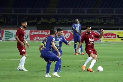 استقلال و شهرخودرو امتیازات را تقسیم کردند