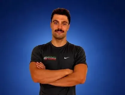 راهیابی امیر مطاعی به فینال شنای ۵۰ متر قورباغه؛ رکورد ملی شکسته شد