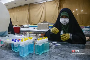بازدید رئیس سازمان بسیج از کارگاه تولید ماسک و مواد ضدعفونی در لانه جاسوسی آمریکا