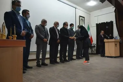برگزیدگان جشنواره ۱۰۰۰ ایده دانشگاه آزاد اسلامی مشهد معرفی و تقدیر شدند / ۴۵ ایده منتخب به رویداد ملی گام دوم دانشگاه آزاد اسلامی راه پیدا کردند