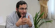 آثار هنرمندان انقلابی تجسم معارف ناب اسلامی است