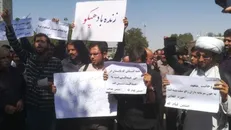 سهامداران فاقد اهلیت و دانش مدیریت از صنعت استان مرکزی خلع ید شوند
