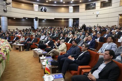 بیان مشکلات ارتباطی چهارمحال و بختیاری تا افتتاح پروژه&zwnj;های جدید در شورای اداری + فیلم