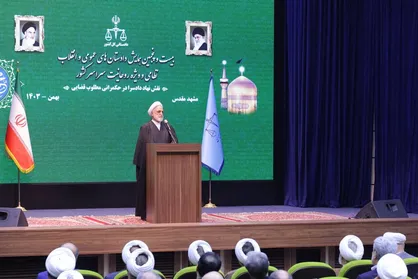 حجت الاسلام محسنی اژه&zwnj;ای: باید به طاغوت که دشمن خدا و فرد فرد بشریت است بدبین باشیم/ امروز تجسم طاغوت در رژیم آمریکا است