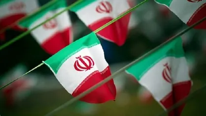 سبز و سفید و قرمزت بی&zwnj;شک، از عشق و از غیرت نشان دارد