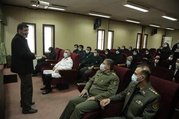 حضور داوطلبان جمعیت امام رضایی‌ها در بیمارستان ۵۰۱ ارتش 