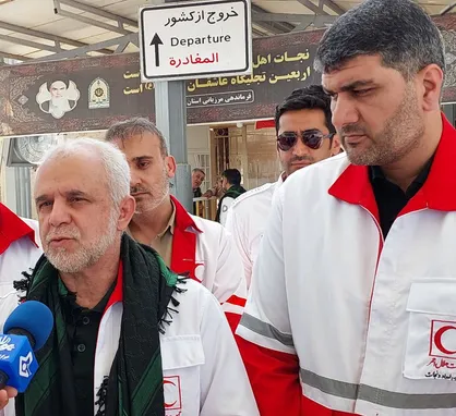 خدمات&zwnj;رسانی حدود ۶ هزار نفر کادر درمان داوطلب در مسیر کربلا به نجف