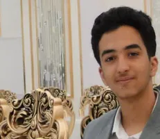 پدر شهید نوجوان قمی: برای احسان زمینی خریده بودیم، حال که به شهادت رسیده آن را تقدیم نیروهای مسلح می‌کنیم+فیلم