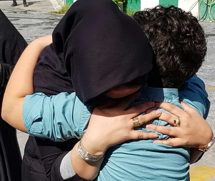 بازگشت کودک به آغوش مادر پس از ۷ سال