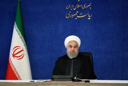 روحانی: می&zwnj;توانیم هر ۵۰ روز یک سد افتتاح کنیم / این دولت فقط به فکر گذراندن شرایط تا یکسال آینده نیست