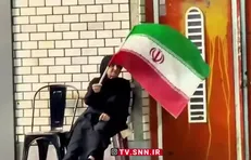بیش از ۱۷۰ شب ایستادگی بانوی پرچم‌دار اندیمشکی