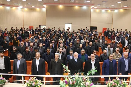 نخست باید در حوزه فضای مجازی بصیرت عمومی افزایش یابد