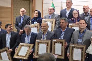 انتخاب دو عضو هیئت علمی دانشگاه تربیت مدرس به عنوان استاد برگزیده کشوری انتخاب دو عضو هیئت علمی دانشگاه تربیت مدرس به عنوان استاد برگزیده کشوری