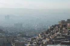 تعطیلی ادارات، دانشگاه‌ها و مدارس برخی از شهر‌های آذربایجان شرقی/ تبریز همچنان در وضعیت هشدار