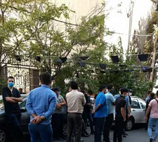 تجمع هواداران استقلال این‌بار مقابل فدراسیون فوتبال